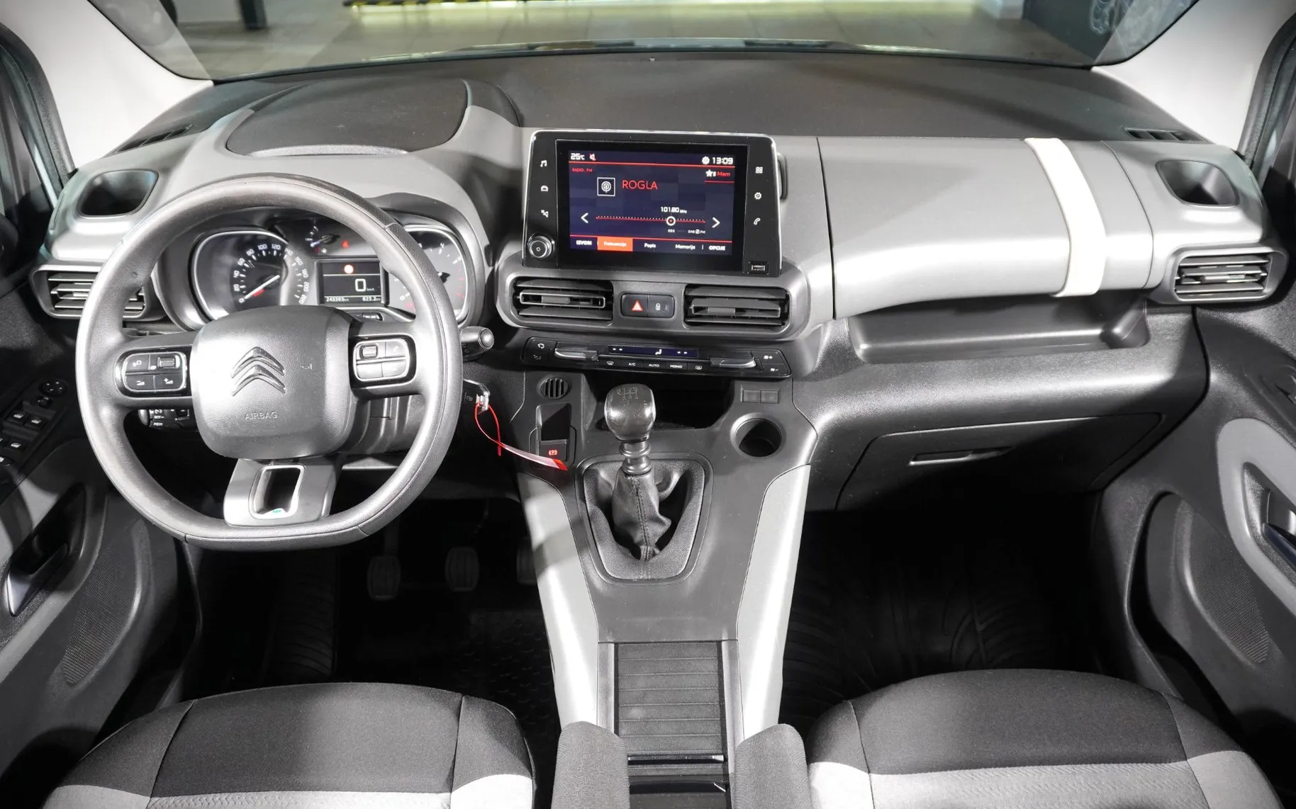 Zunanja slika - Citroën Berlingo - 1.5 BlueHDi 130 Furgon XL L2 + LIMITED + SLOVENSKI - 9
