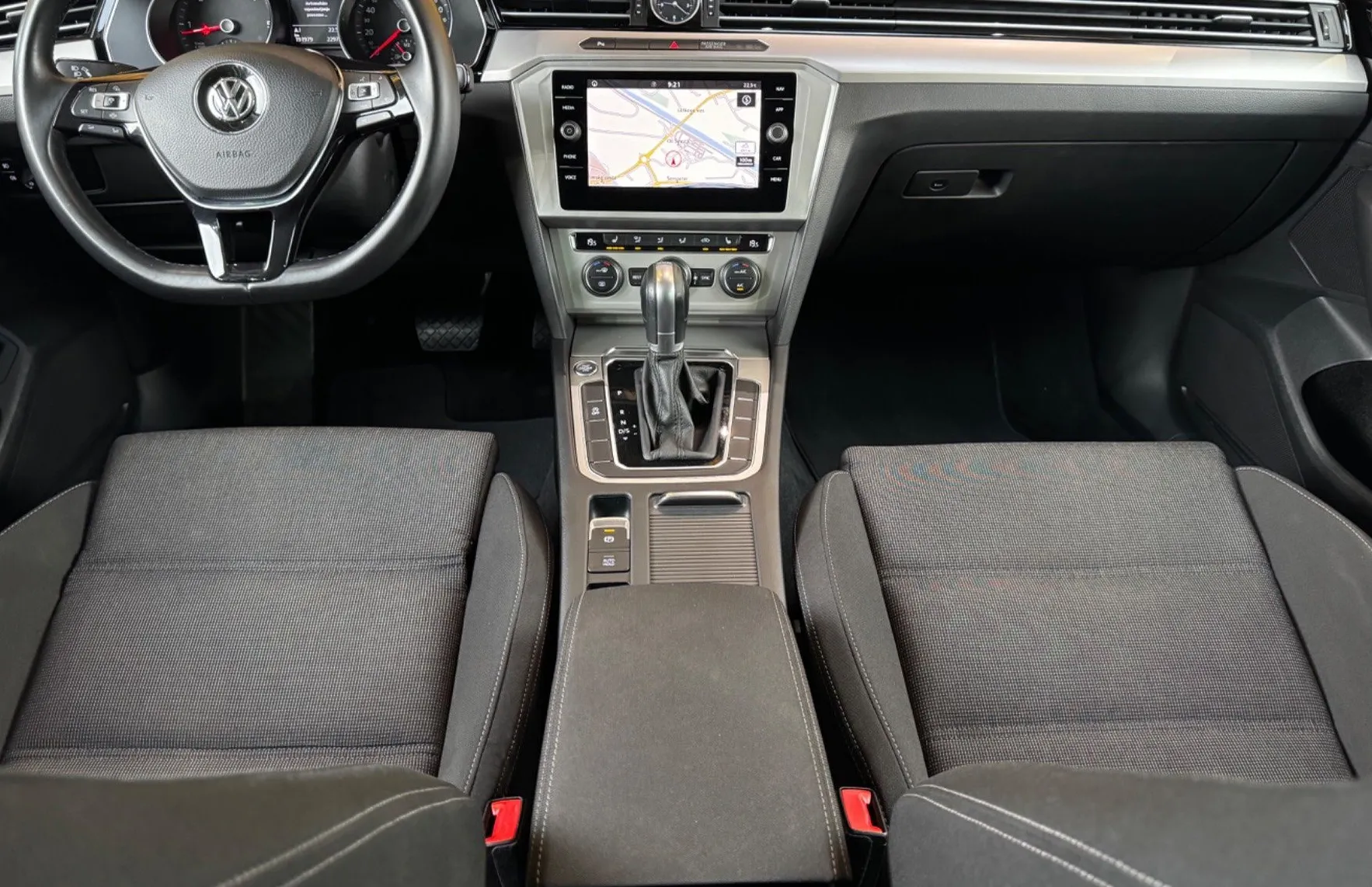 Zunanja slika - Volkswagen Passat - Variant 2.0 TDI AUT. LED-MASAZA-KLJUKA-KAMERA-GRETJE-RADAR - 14