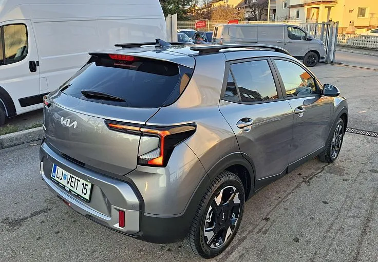 Zunanja slika - KIA Stonic - 1.0 LP  EX  Pulse M T - 4