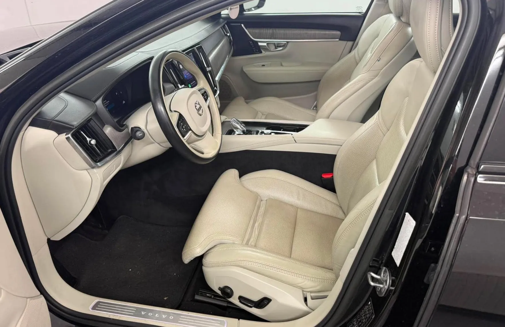 Zunanja slika - Volvo V90 Cross Country - 2.0 DIZEL 145 KW.PANORAMA.KAMERA.LED.ACC.USNJE. - 7