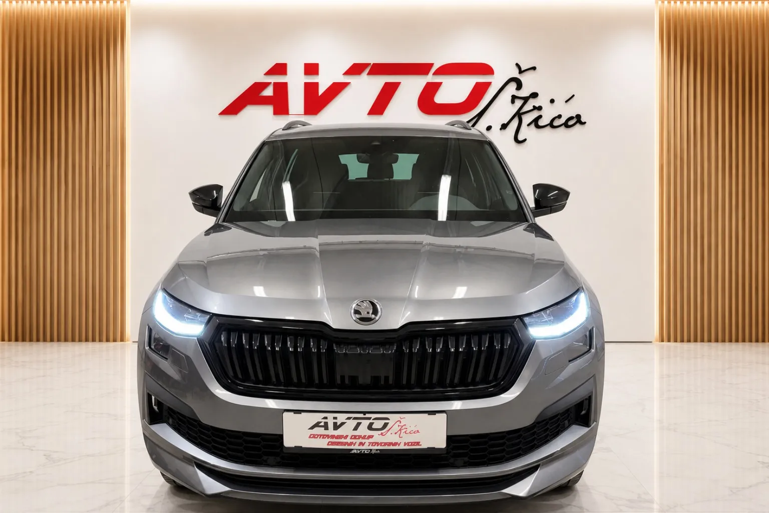 Notranja slika - Škoda Kodiaq - 2.0 TDI-4X4-SPORTLINE-DSG-ACC-VIRTUAL-KAMERA-NAVI - 7