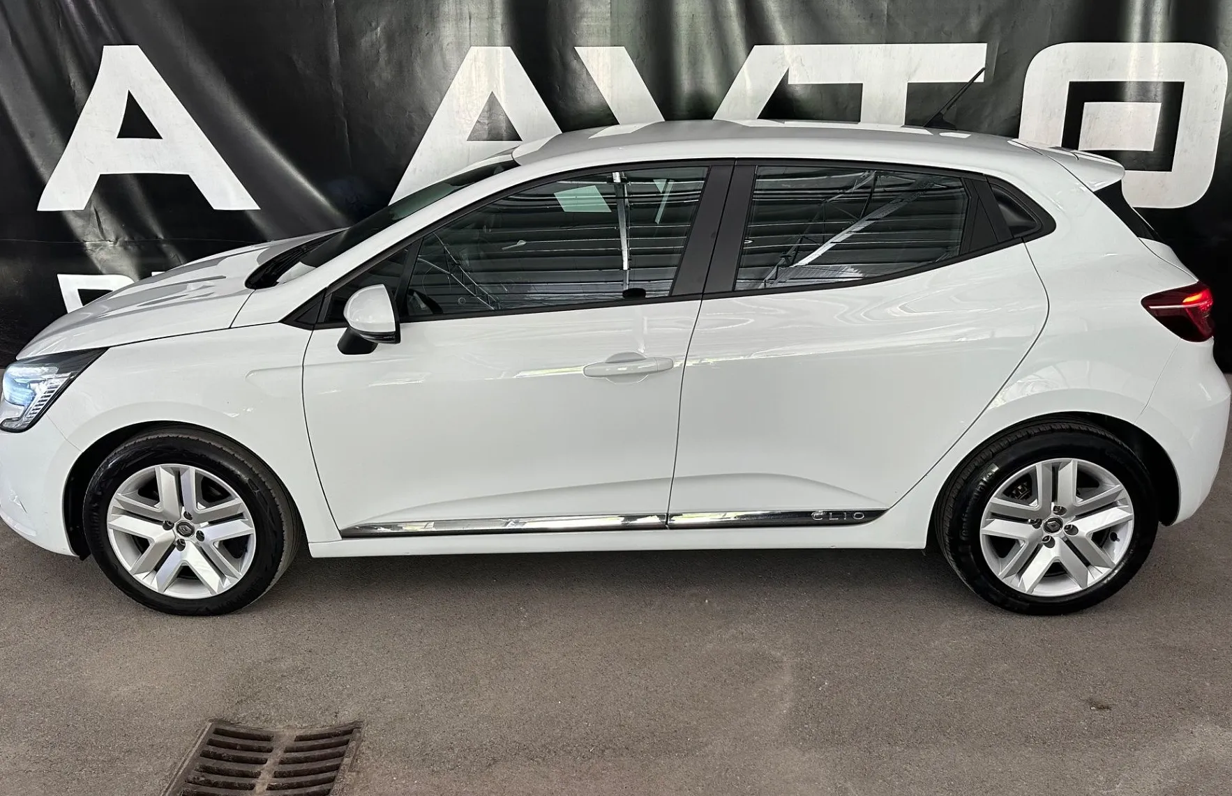 Zunanja slika - Renault Clio - TCe 100 Zen - 4