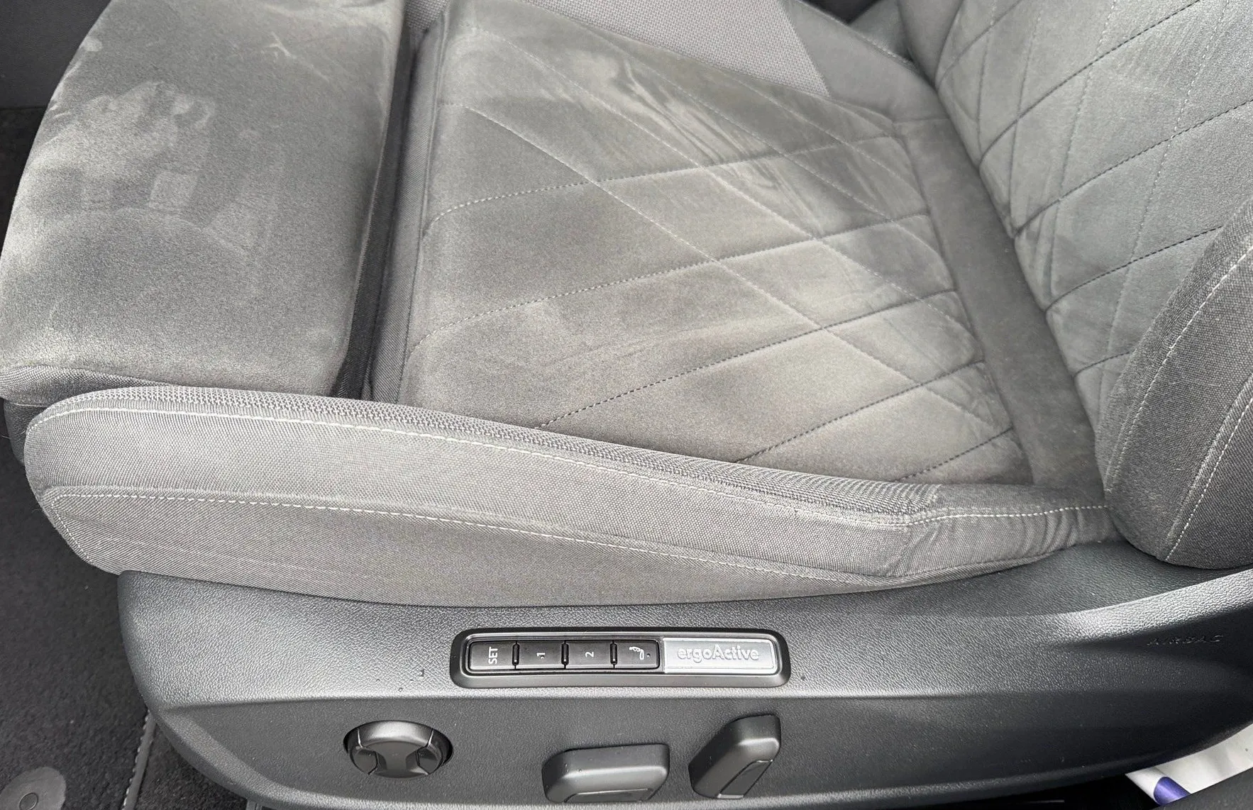Zunanja slika - VW Golf - Variant 2.0 TDI BMT Style DSG-ACC-Mrtvi kot-Kamera-Masaža - 12