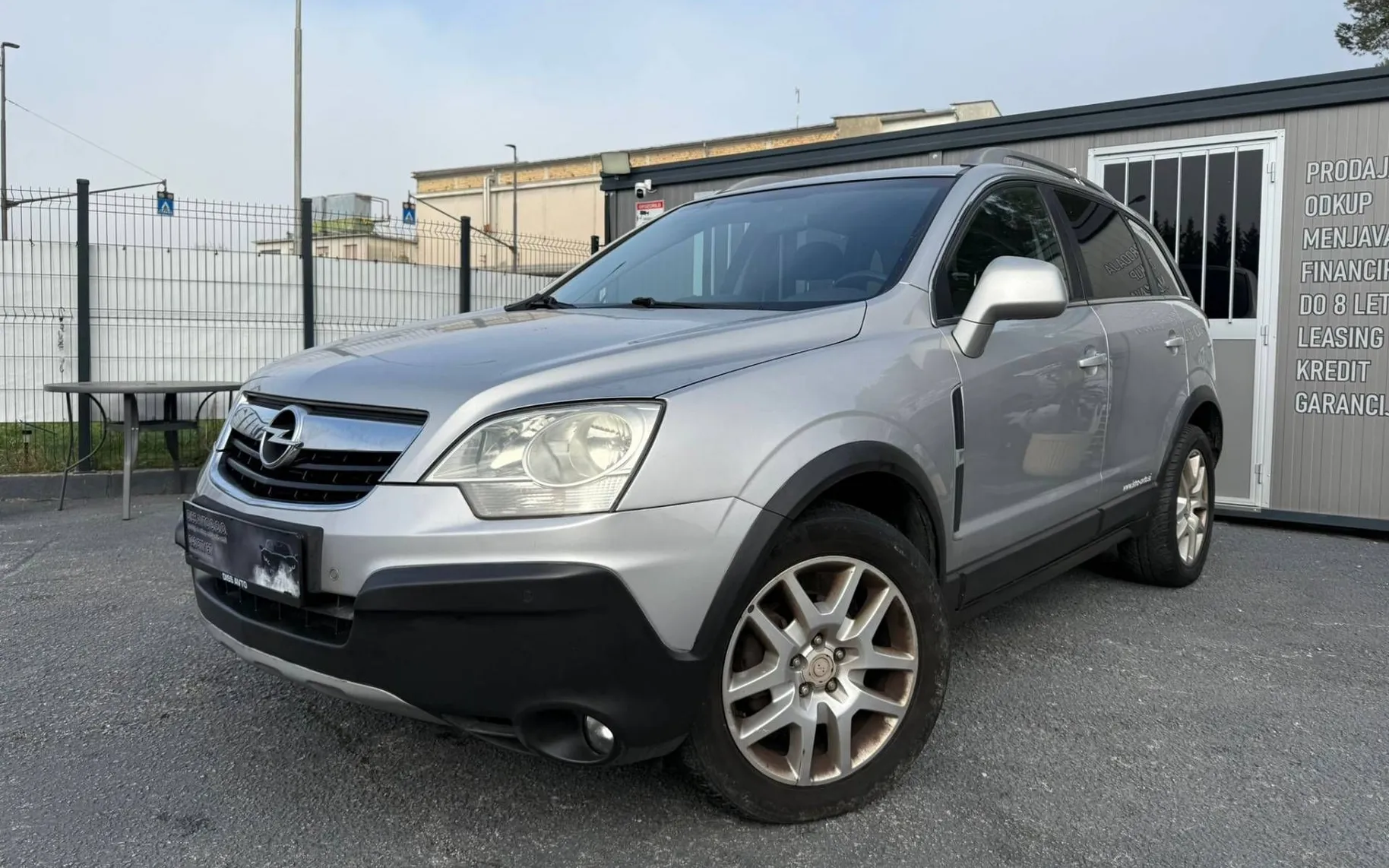 Zunanja slika - Opel Antara - 2.0 CDTI 4x4 AVTOMATIK - 1