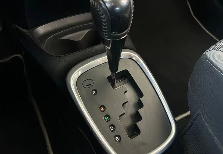 Zunanja slika - Toyota Yaris - Hybrid 1.5 Sol Avt.-SLO-1.LASTNICA-KAMERA - 12