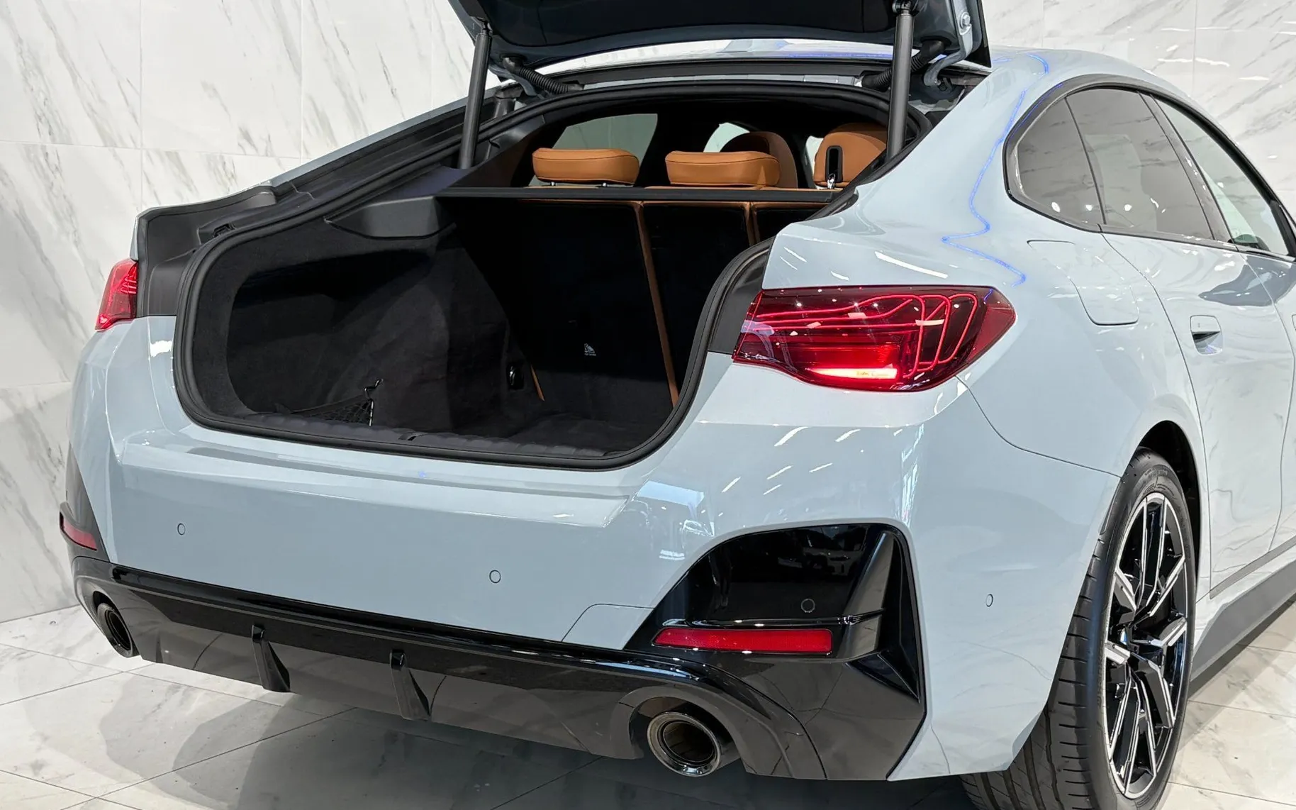 Notranja slika - BMW serija 4 Gran Coupe: - 20d|xDrive|M-Pro|Pano|ACC|Harman|360K|HUD|Memory| - 7