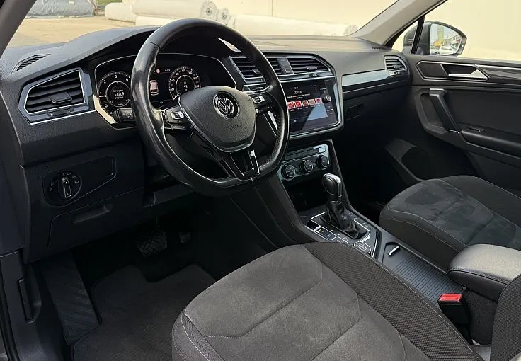 Zunanja slika - Volkswagen Tiguan - 2.0 TDI 4MOTION Highline SLOVENSKI - 7