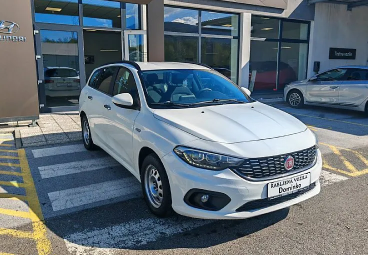 Zunanja slika - Fiat Tipo - SW 1.6 Multijet City°°1 Lastnik°°Samo 66053km°° - 1