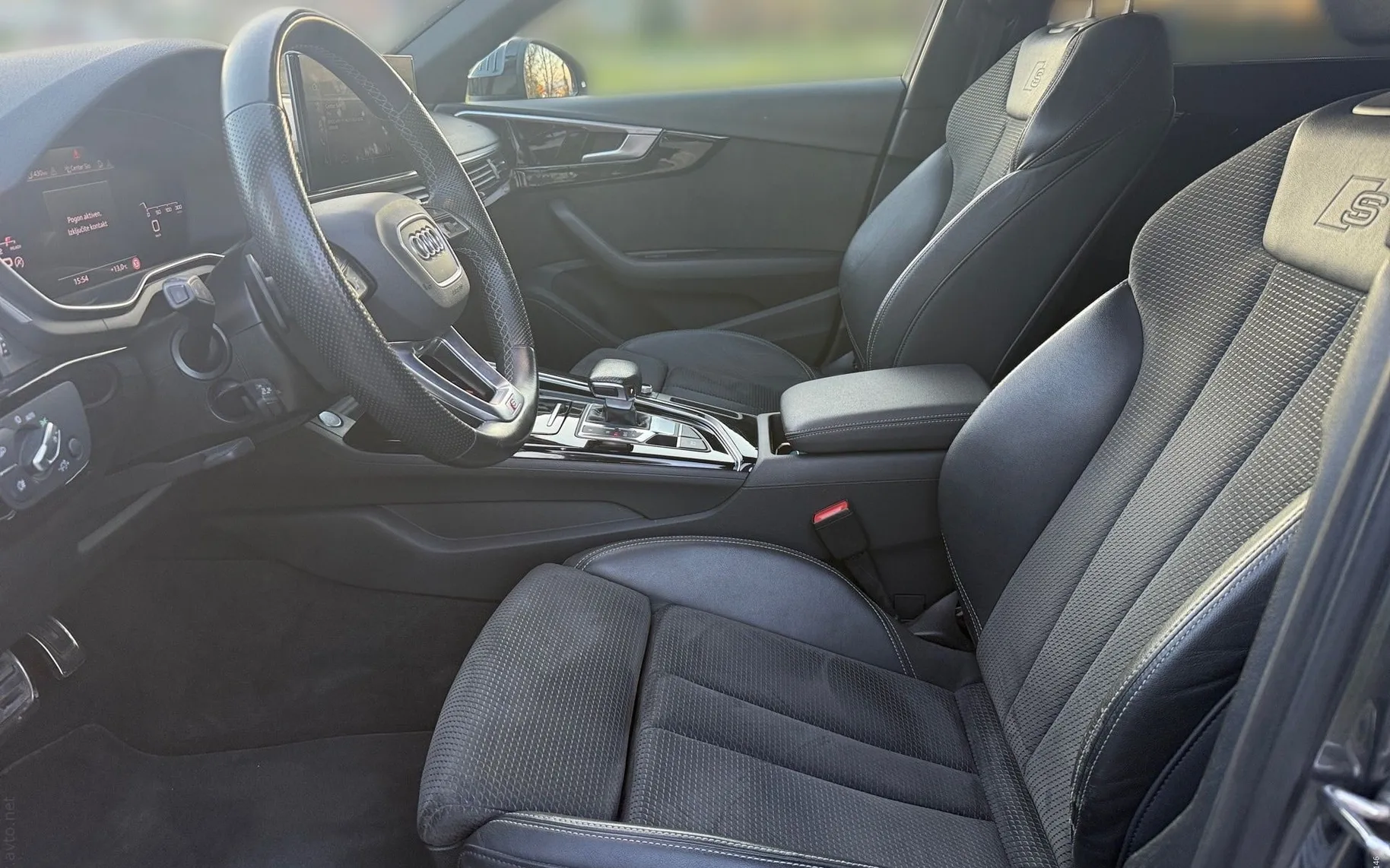 Notranja slika - Audi A4 Avant - 35 TDI S tronic S line - 7
