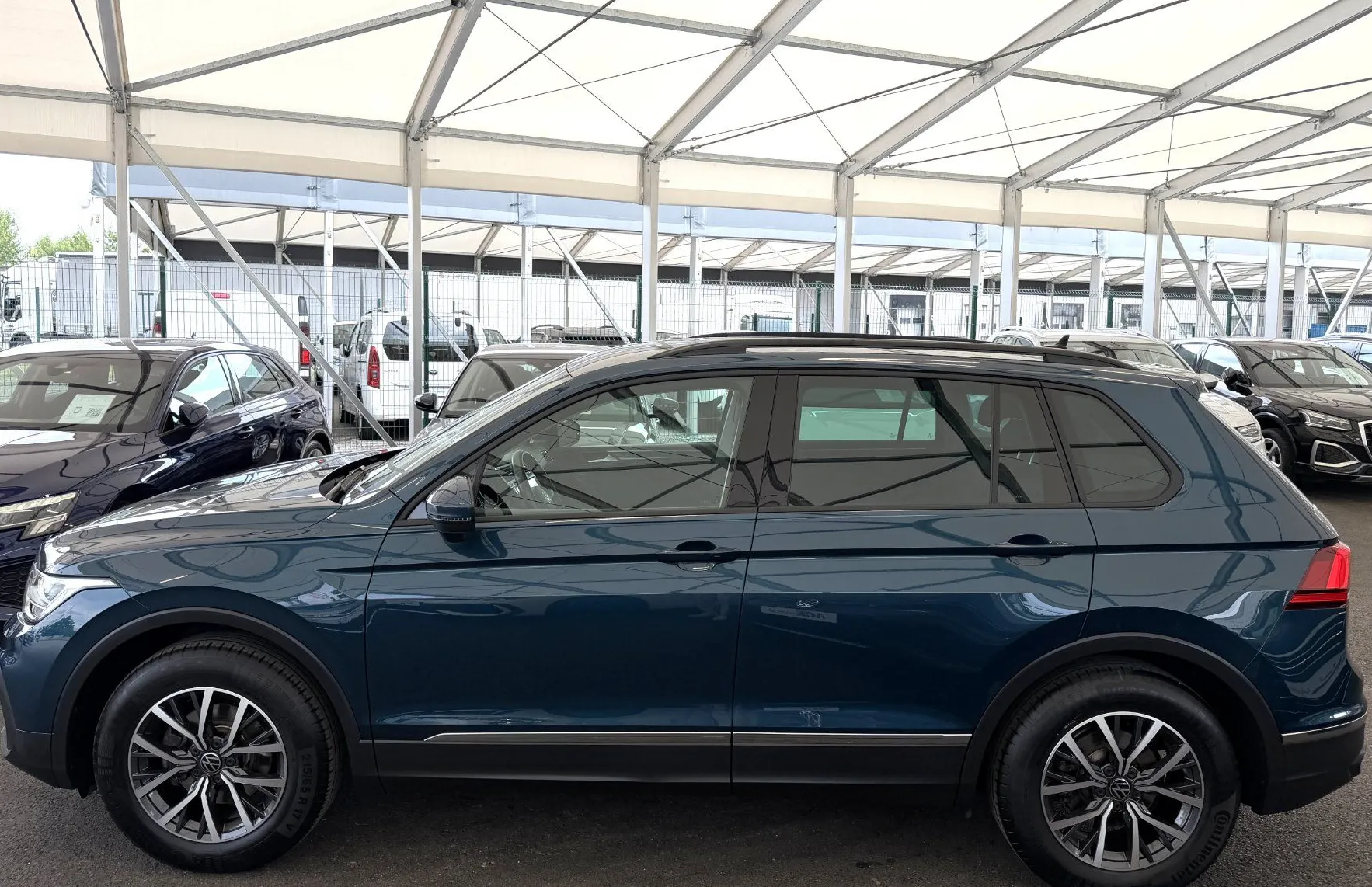 Zunanja slika - Volkswagen Tiguan - Life 1.5 TSI DSG - LED - KAMERA - KEYLESS - NAVI - 3