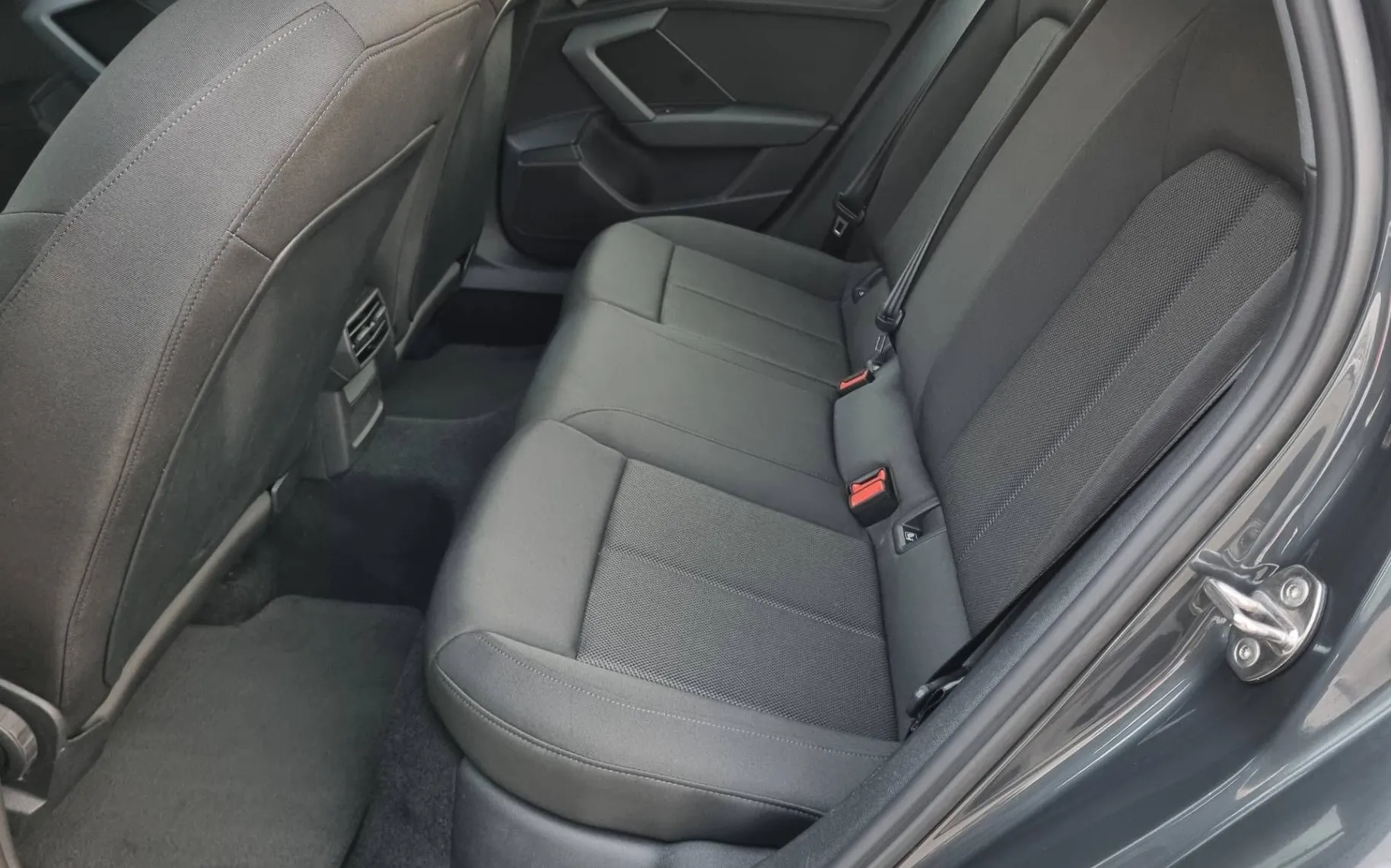 Zunanja slika - Audi A3 - 35 TFSI S tronic 110kW... - 12