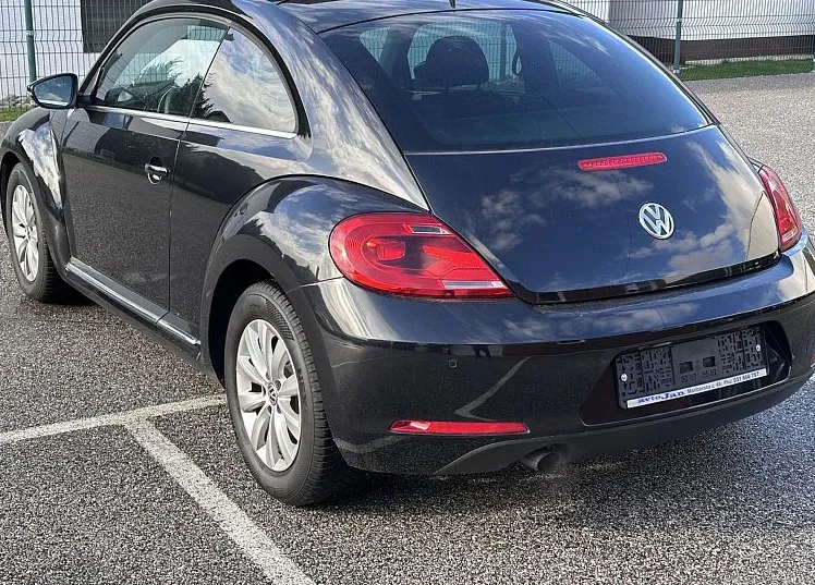 Zunanja slika - Volkswagen Beetle - 1.2 TSI BMT Design °VELIKI SERVIS PRI 180.171 KM° - 3