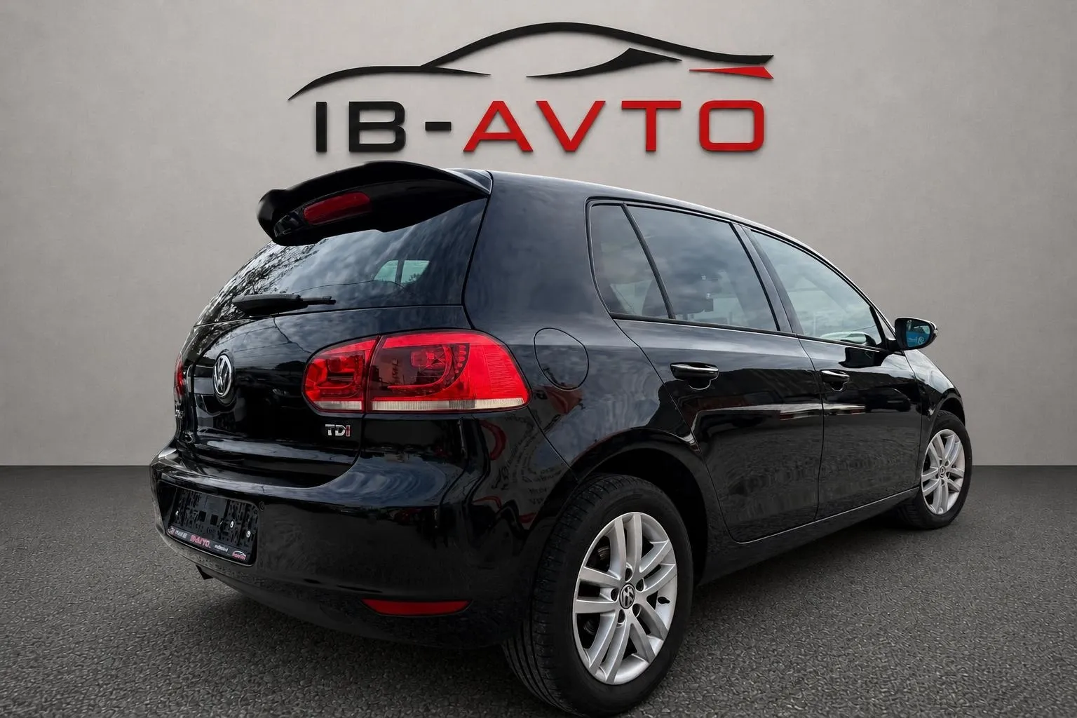 Zunanja slika - Volkswagen Golf - Highline 1.6 TDI - 4