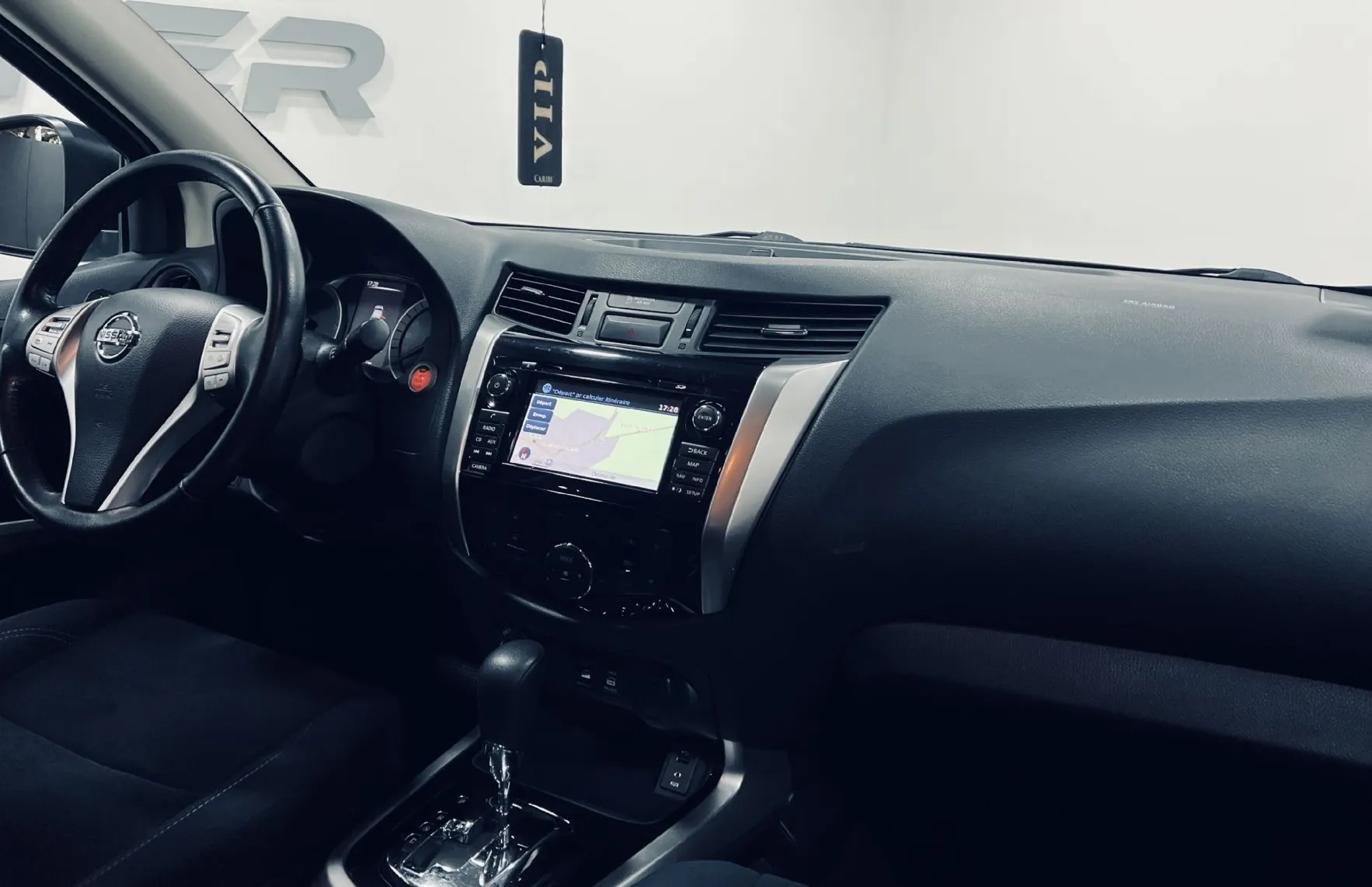 Zunanja slika - Nissan Navara - 2.3DCI 4x4 KAMERA-NAVI-1.LASTNIK - 11