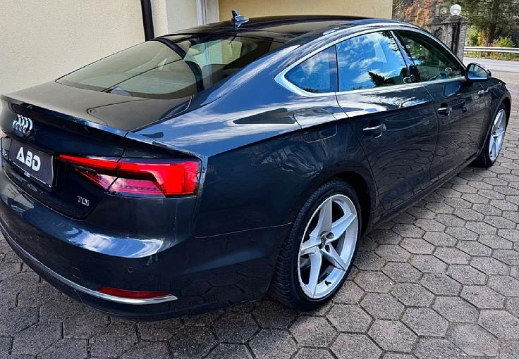 Zunanja slika - Audi A5 - Sportback 2.0 TDI Sport S tronic 1.LASTNIK MATRIX ALU - 4
