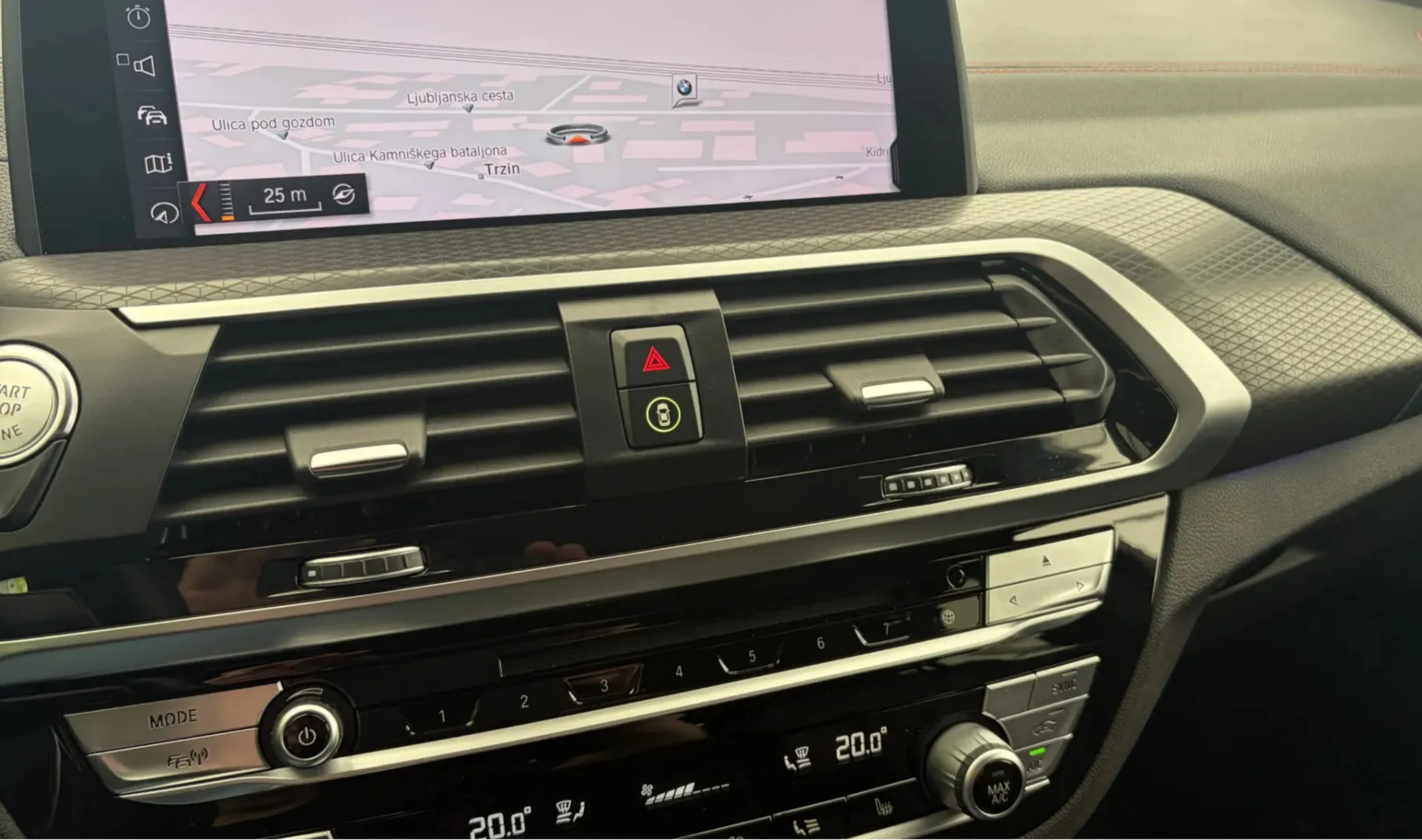 Zunanja slika - BMW X4 - serija :  xDrive30d M Sport X Avt. LED-KLJUKA-HUD - 19