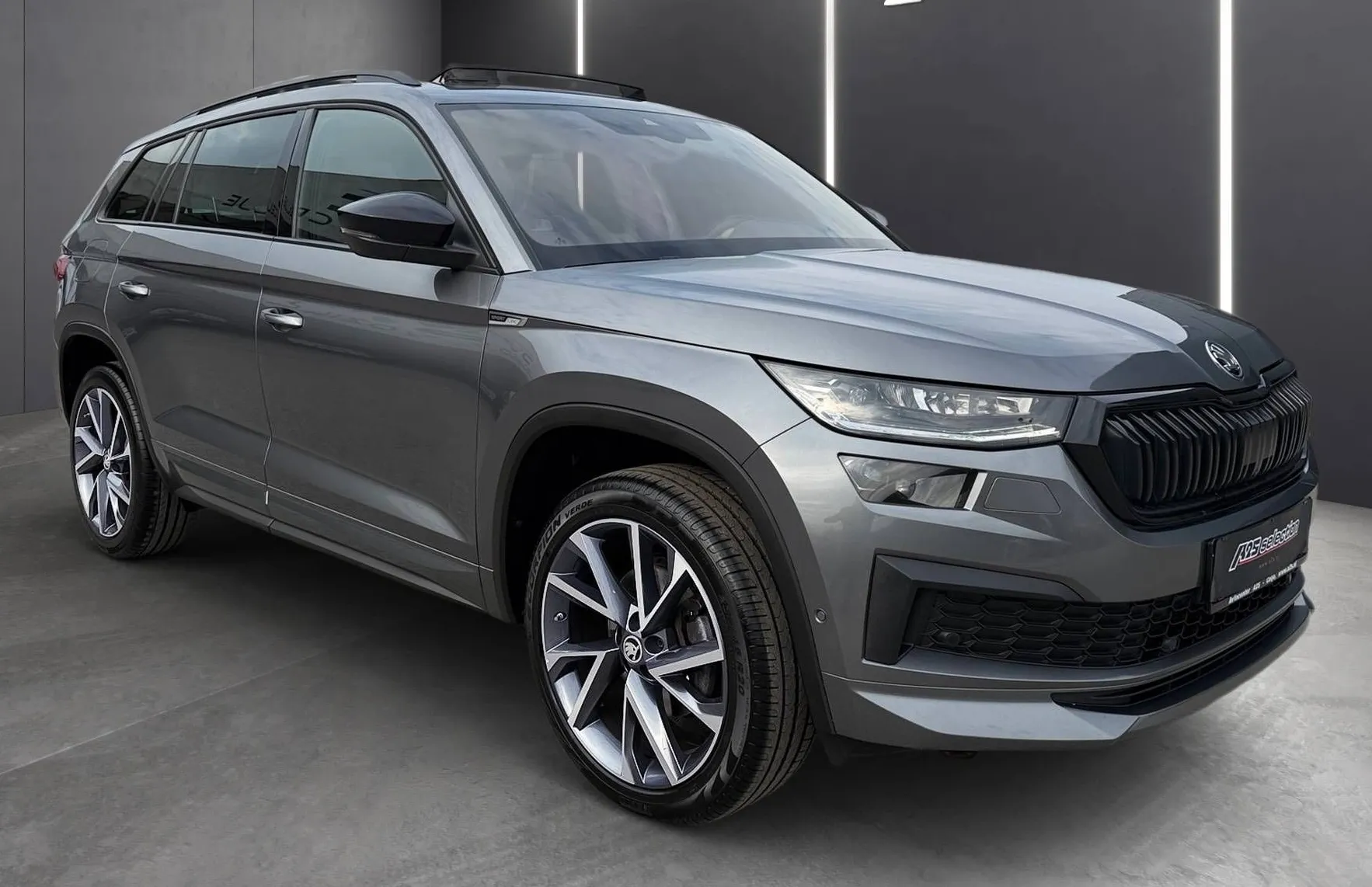 Zunanja slika - Škoda Kodiaq - Sportline 2.0 TDI 110kW DSG-Panorama-Matrix-Usnje - 2