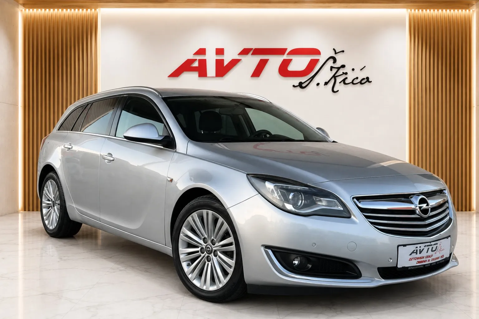 Zunanja slika - Opel Insignia - 2.0 CDTI-XENON-SPORT-NAVI-PD0-GRETJE SED-ODLIČEN - 2