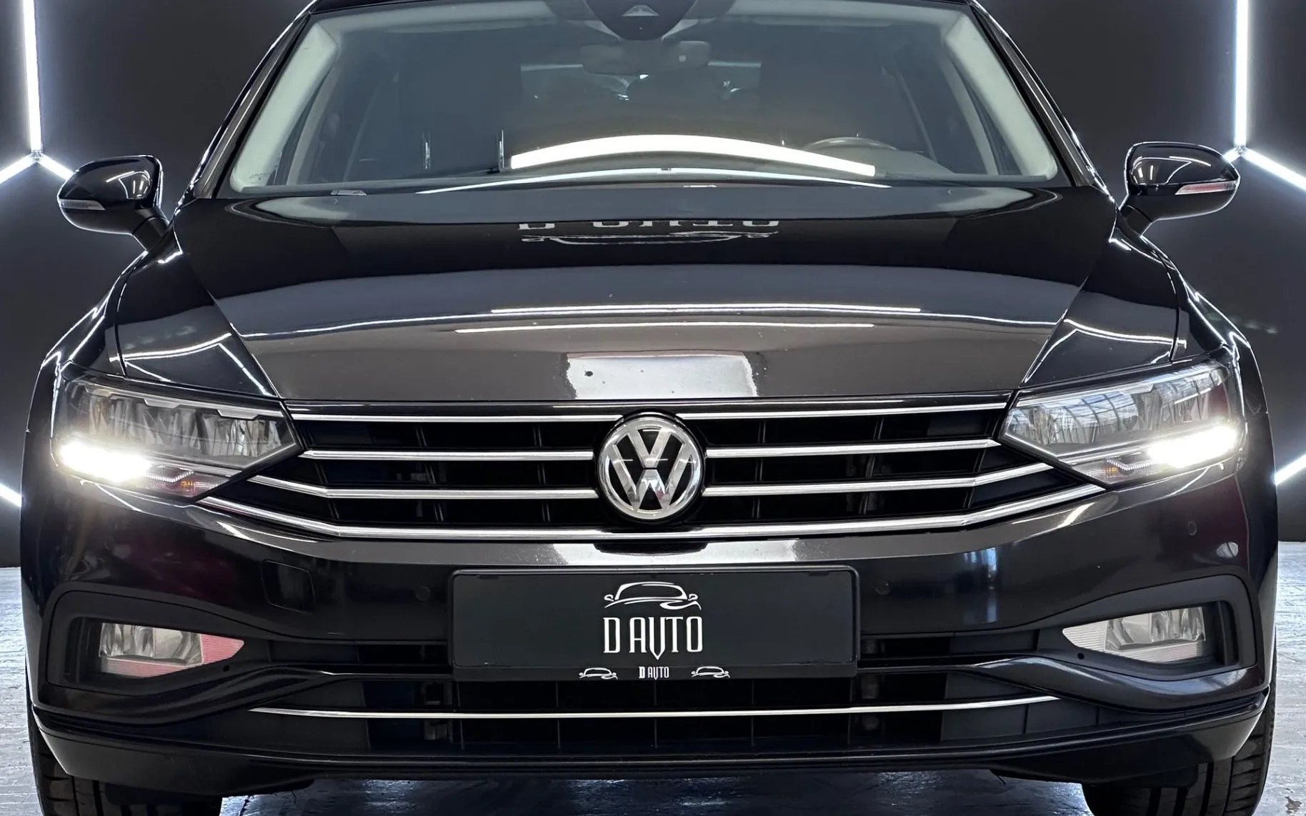 Zunanja slika - VW Passat Variant - 2.0 TDI  DSG+KAMERA+NAVI+KLJUKA+ACC+F1 - 2