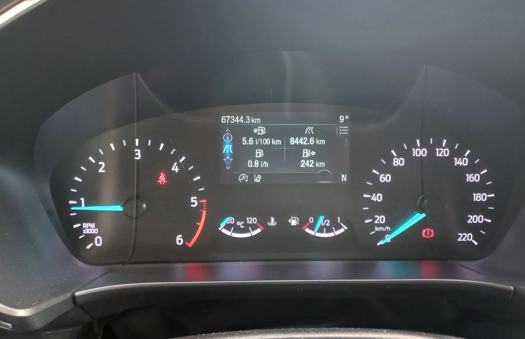 Zunanja slika - Ford Kuga - 2.0 EcoBlue Titanium - 10
