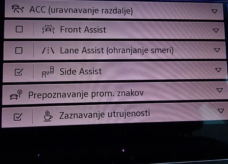 Zunanja slika - VW Tiguan - 2.0 TDI DSG Life 150KM - NAVI- LED - MAX ASIST- - 19
