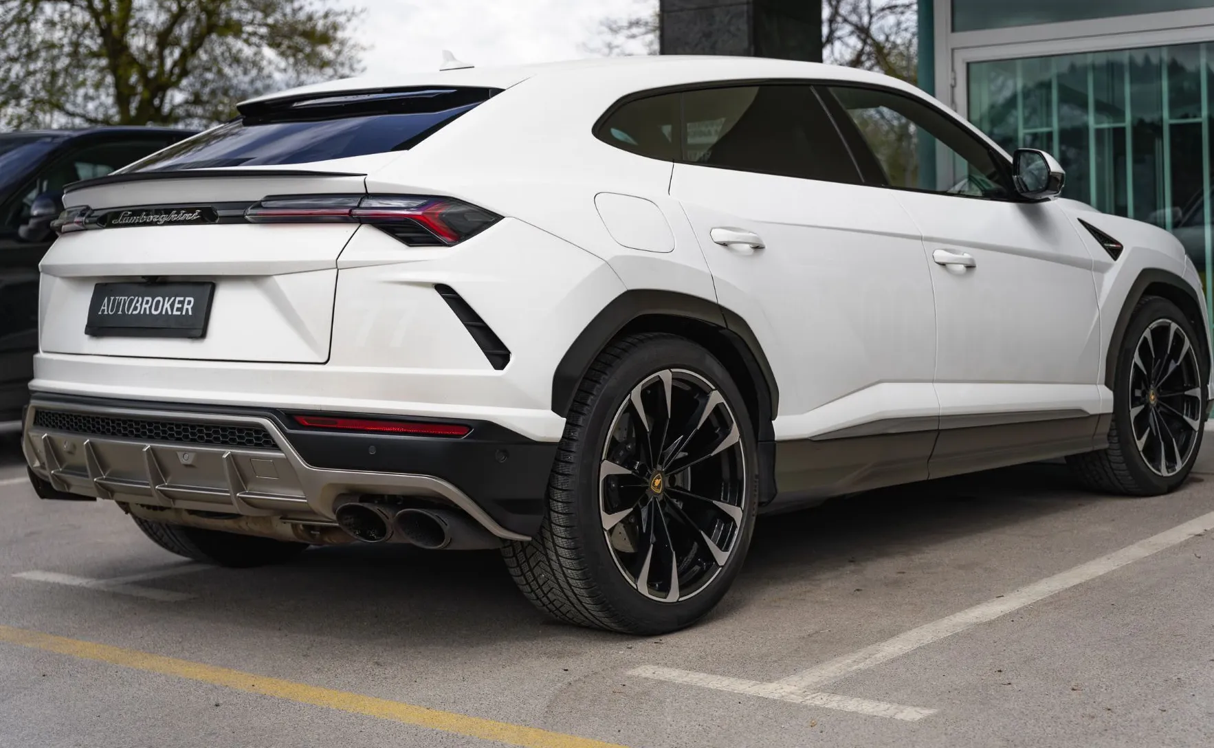 Zunanja slika - Lamborghini Urus - ADAS 360KAM HUD FULL ANIMA MASAŽA GAR-NOV 2026 - 7