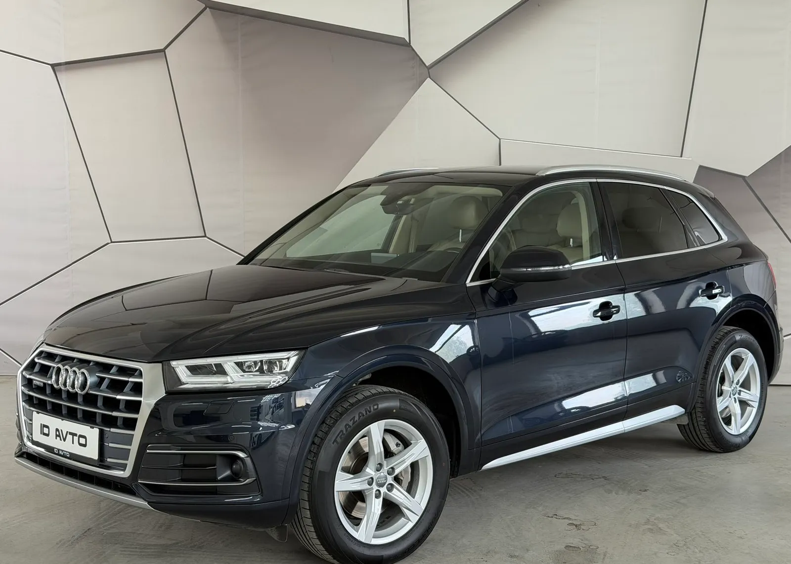 Zunanja slika - Audi Q5 - quattro 2,0 TDI Sport S tronic - 2