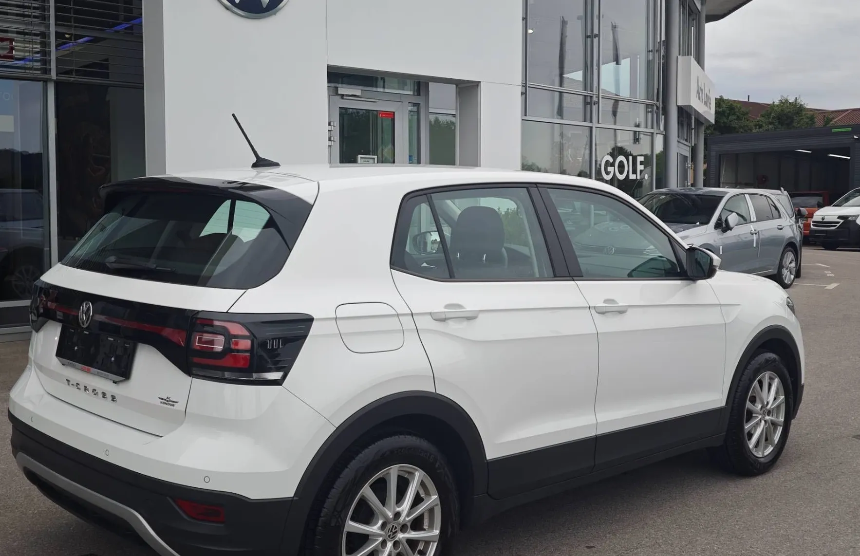 Zunanja slika - Volkswagen T-Cross - 1.0 TSI BMT |MRTVI KOT|TEMPOMAT|SLO| - 6
