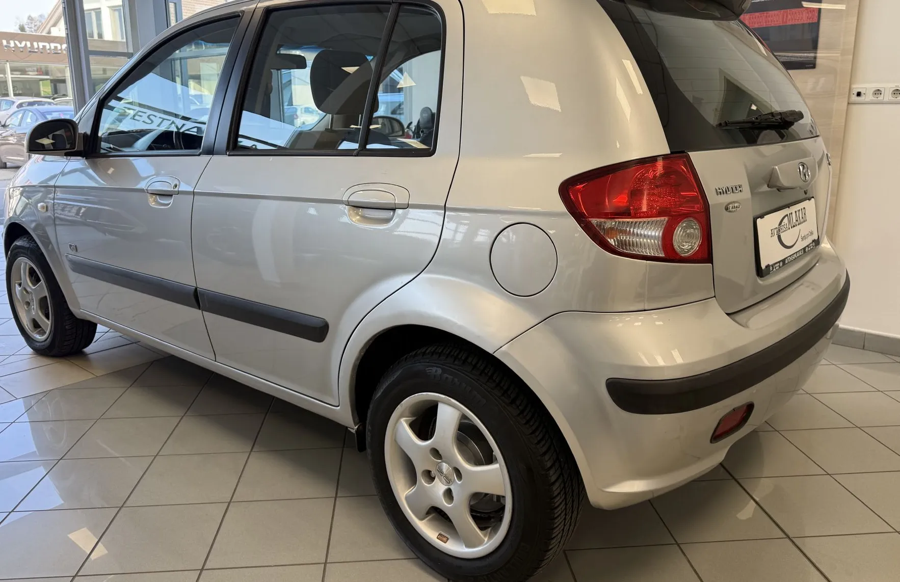 Zunanja slika - Hyundai Getz - 1.5 CRDI -KLIMA-5V- - 4
