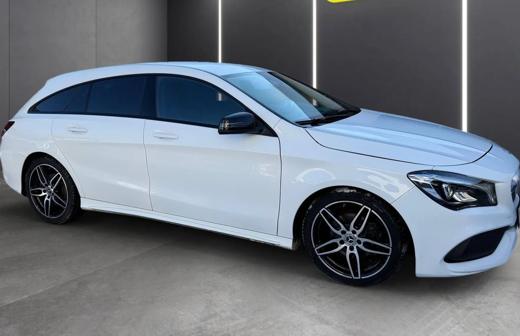 Zunanja slika - Mercedes-Benz CLA-Razred - CLA Shooting Brake 200d 4MATIC AMG LINE MULTIBEAM KAMERA TEM NAVI - 8
