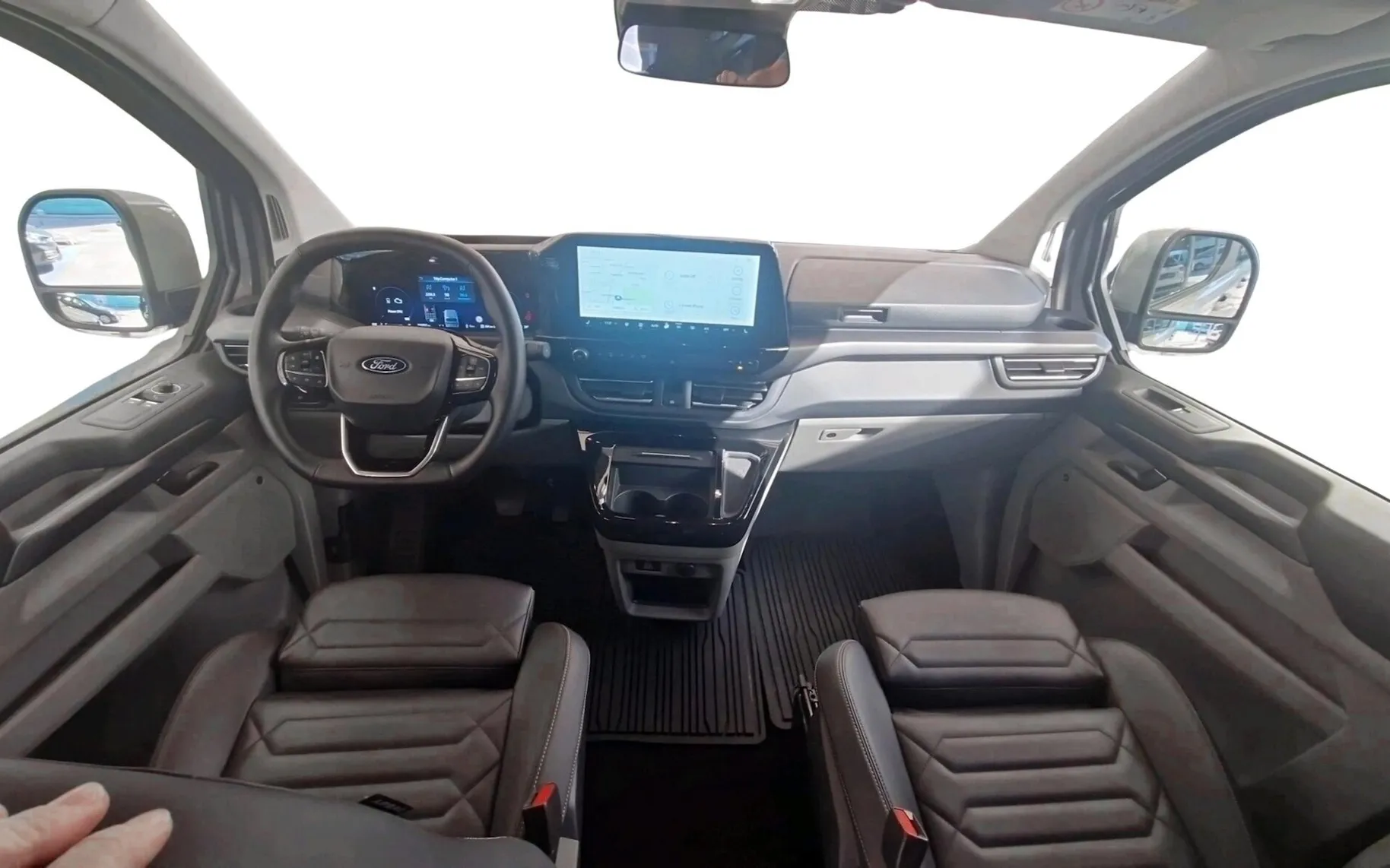 Zunanja slika - Ford Tourneo Custom - TITANIUM X 2.5 PHEV-L1H1-8XSED.-RADAR-USNJE-OPOMBE - 6