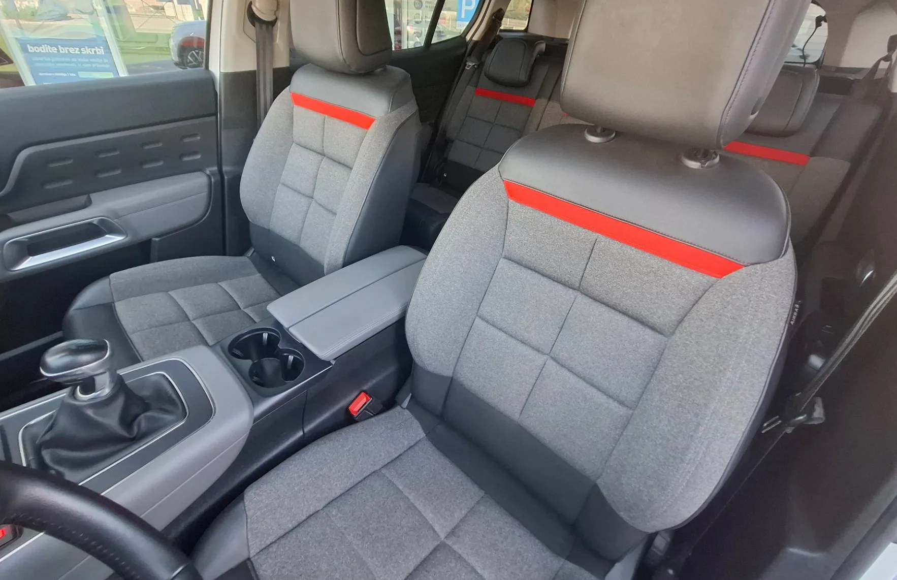 Zunanja slika - Citroën C5 Aircross - 1.2 PureTech 130 Shine - MENJAN JERMEN - ODLIČEN - 19