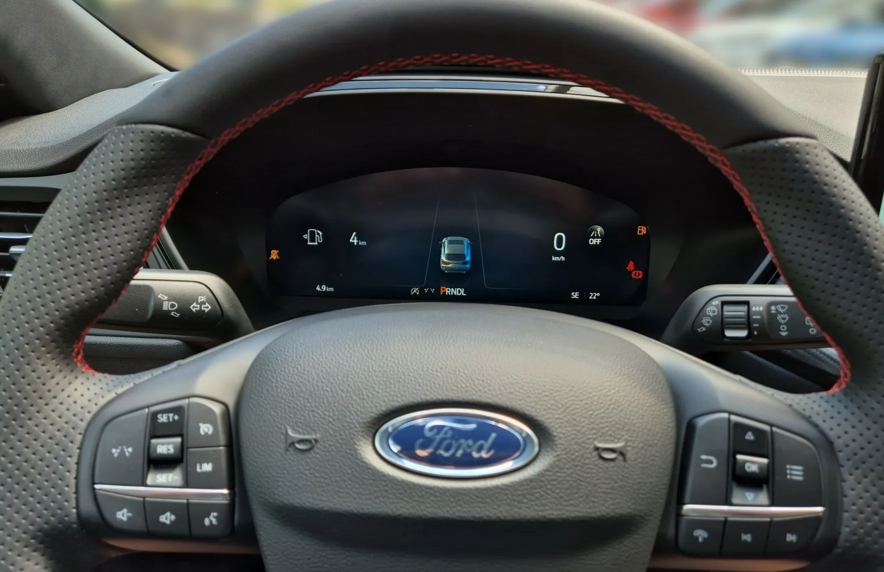 Zunanja slika - Ford Kuga - ST-LINE 1.5 EcoBoost 186KM A8-NA ZALOGI-AKCIJA - 11