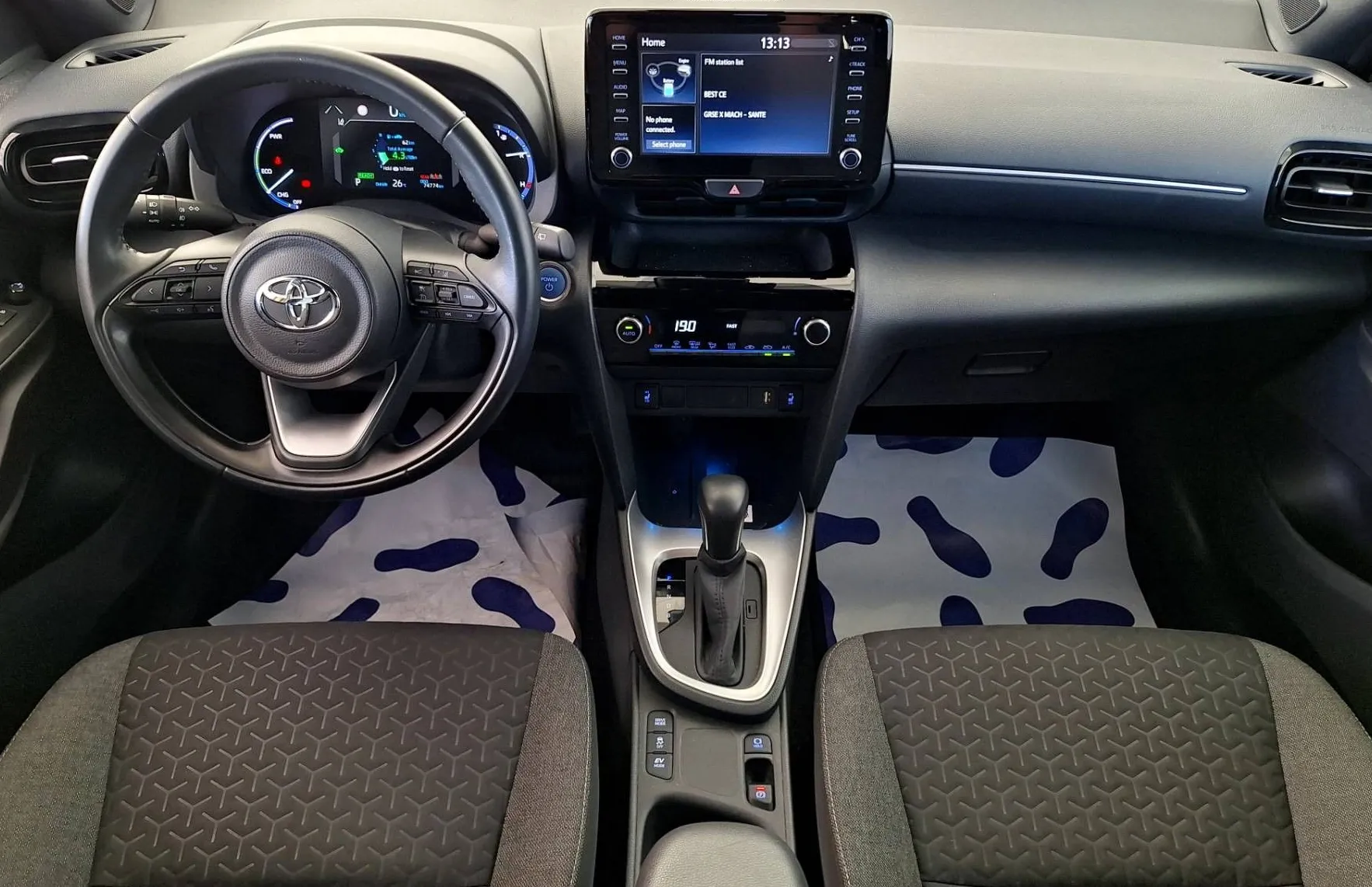 Zunanja slika - Toyota Yaris Cross - Hybrid 1.5 VVT-i Sport Assist Bi-Tone•1.LASTNIK•.. - 12