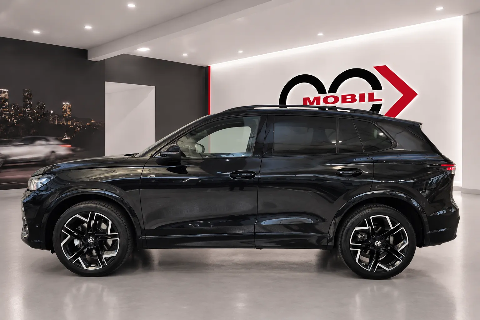 Notranja slika - Volkswagen Tiguan - 4motion 2.0 TDI BMT R-Line DSG - VSA MOŽNA OPREMA - 8