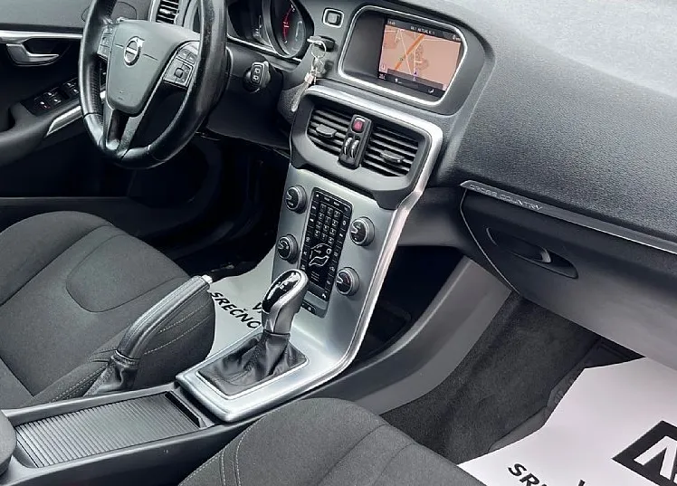 Zunanja slika - Volvo V40 Cross Country - 2.0TD+NAV+VIRTUAL+PDC+ALU - 17