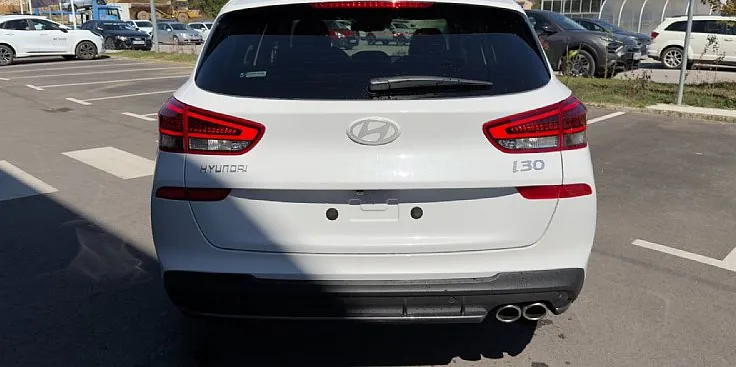 Zunanja slika - Hyundai i30 Wagon - 1.6 T-GDI 150 Impression - 4