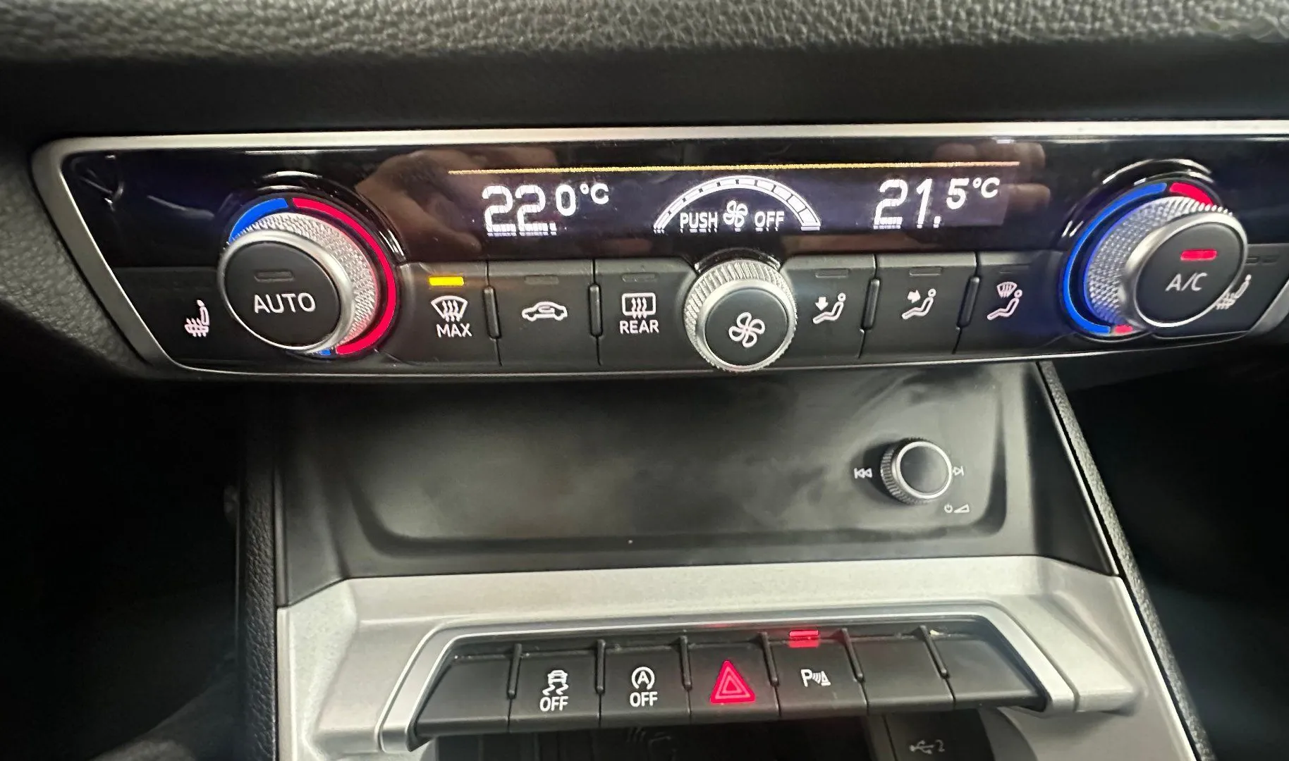 Zunanja slika - Audi Q3 - 35 TDI S tronic.NEMŠKI+4ALU.NAVI.2023.LED.110kw - 11