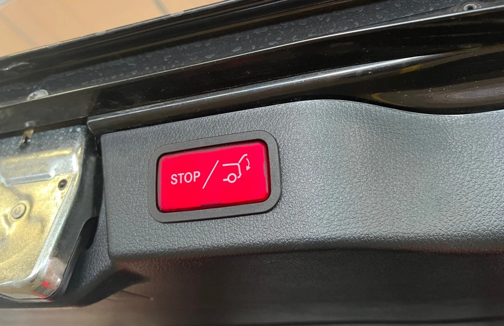 Zunanja slika - Mercedes-Benz V-Razred - V 300 d 4MATIC AMG Line dolgi Avt. - 13