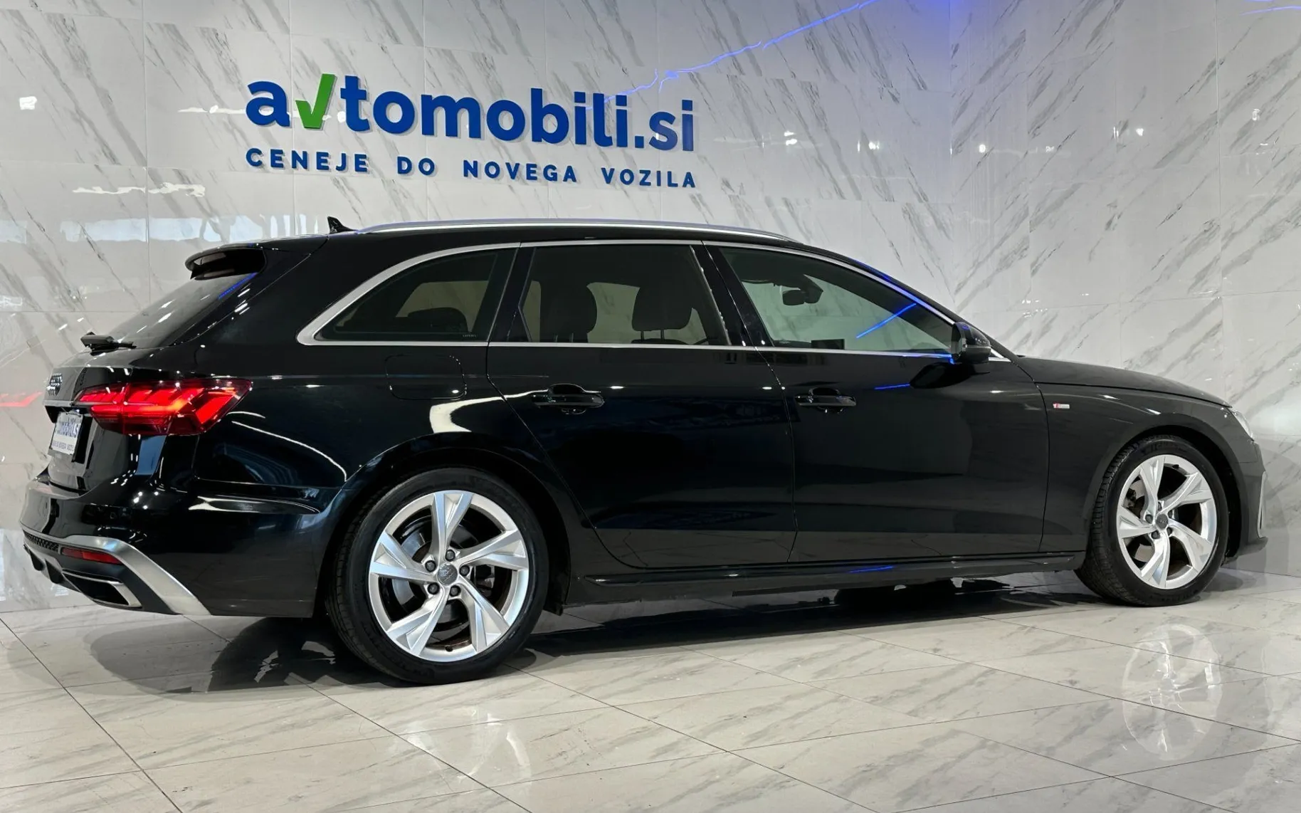 Zunanja slika - Audi A4 Avant - 35 TFSI |S-Line|Matrix|Kamera|ACC|Gretje|Virtual|. - 5