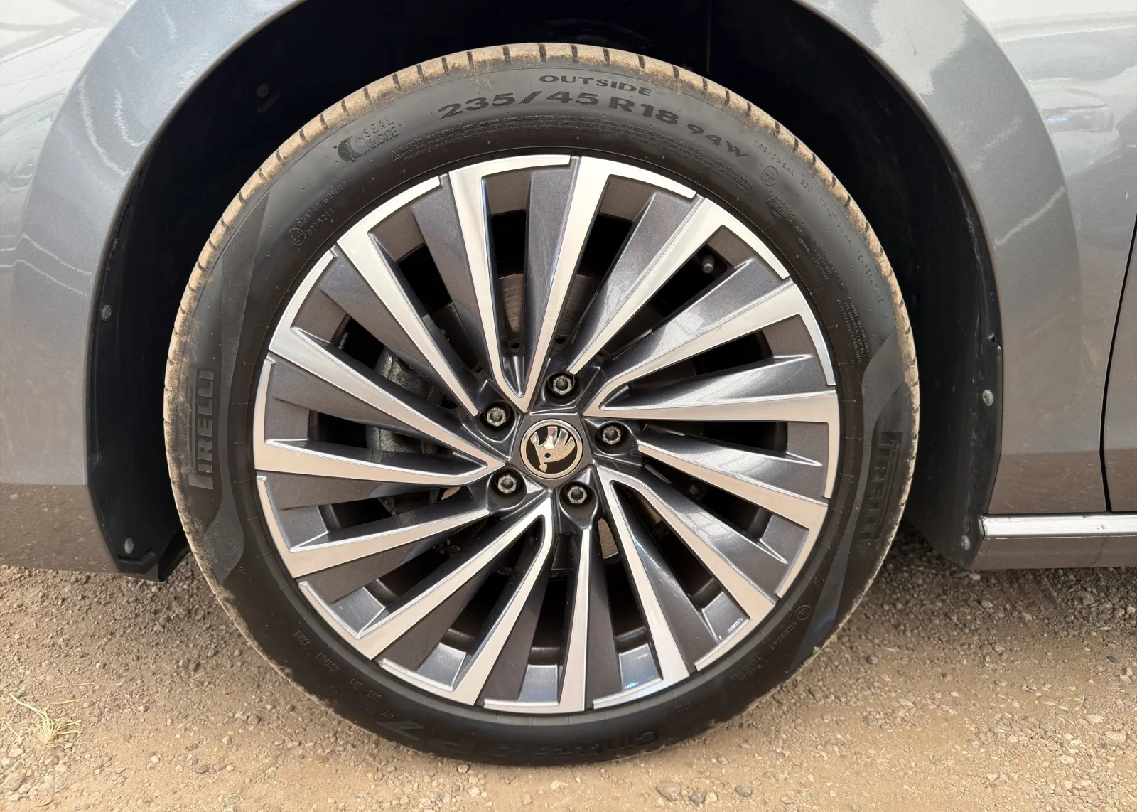 Zunanja slika - Škoda Superb - 2.0TDI DSG - 23
