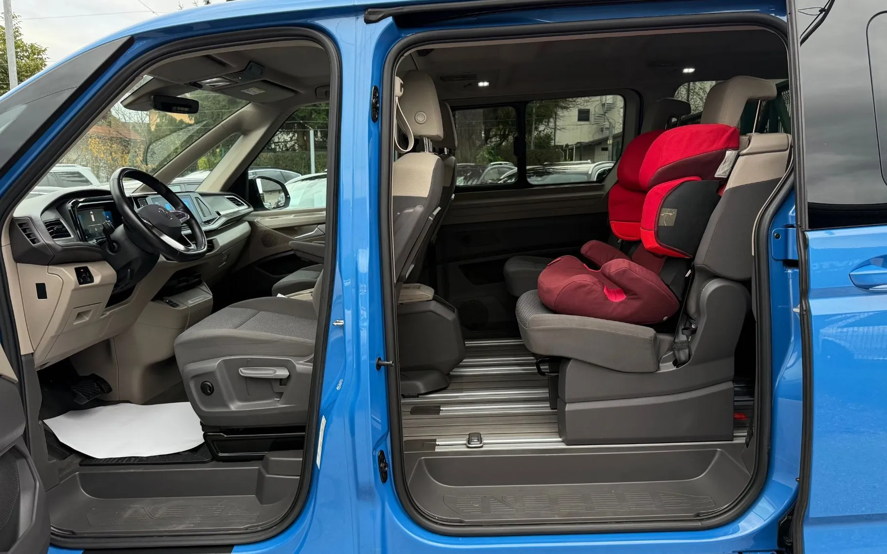 Zunanja slika - Volkswagen Multivan - T7 L2 2.0 TSI AUT. 1.LASTNIK IQ LED 7 SED. KAMERA - 15