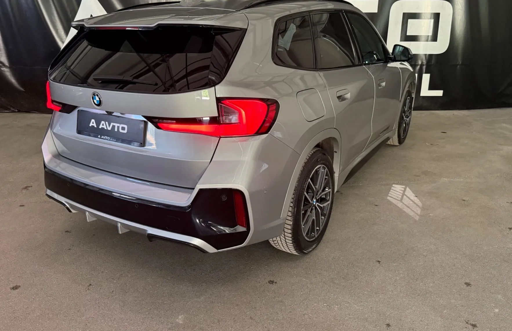 Zunanja slika - BMW X1 - serija : xDrive23i Avt. M Sport - 6