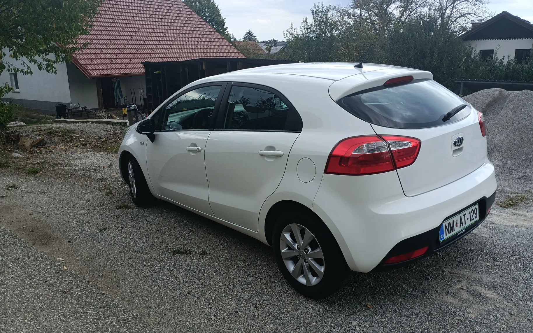 Zunanja slika - KIA Rio - 1,4 CRDi EX Fun - 6