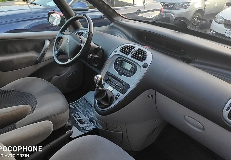 Zunanja slika - Citroën Xsara Picasso - Elegance Plus 1.6i 16V-SLO-185.000 KM-AVTO.KLIMA - 9