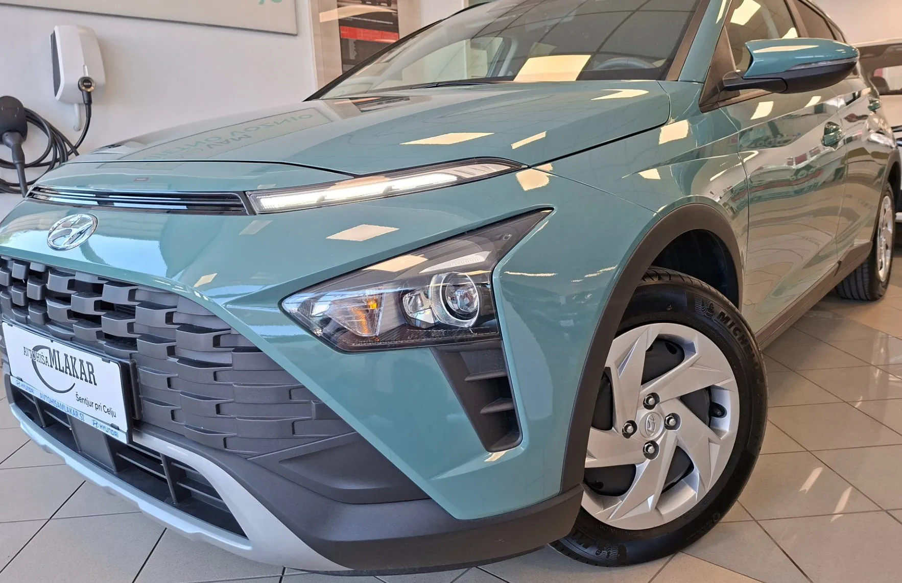 Zunanja slika - Hyundai Bayon - 1.2 MPI Comfort-1.LAST-SLO-LED-KAMERA-PDC-ODLIČEN- - 2