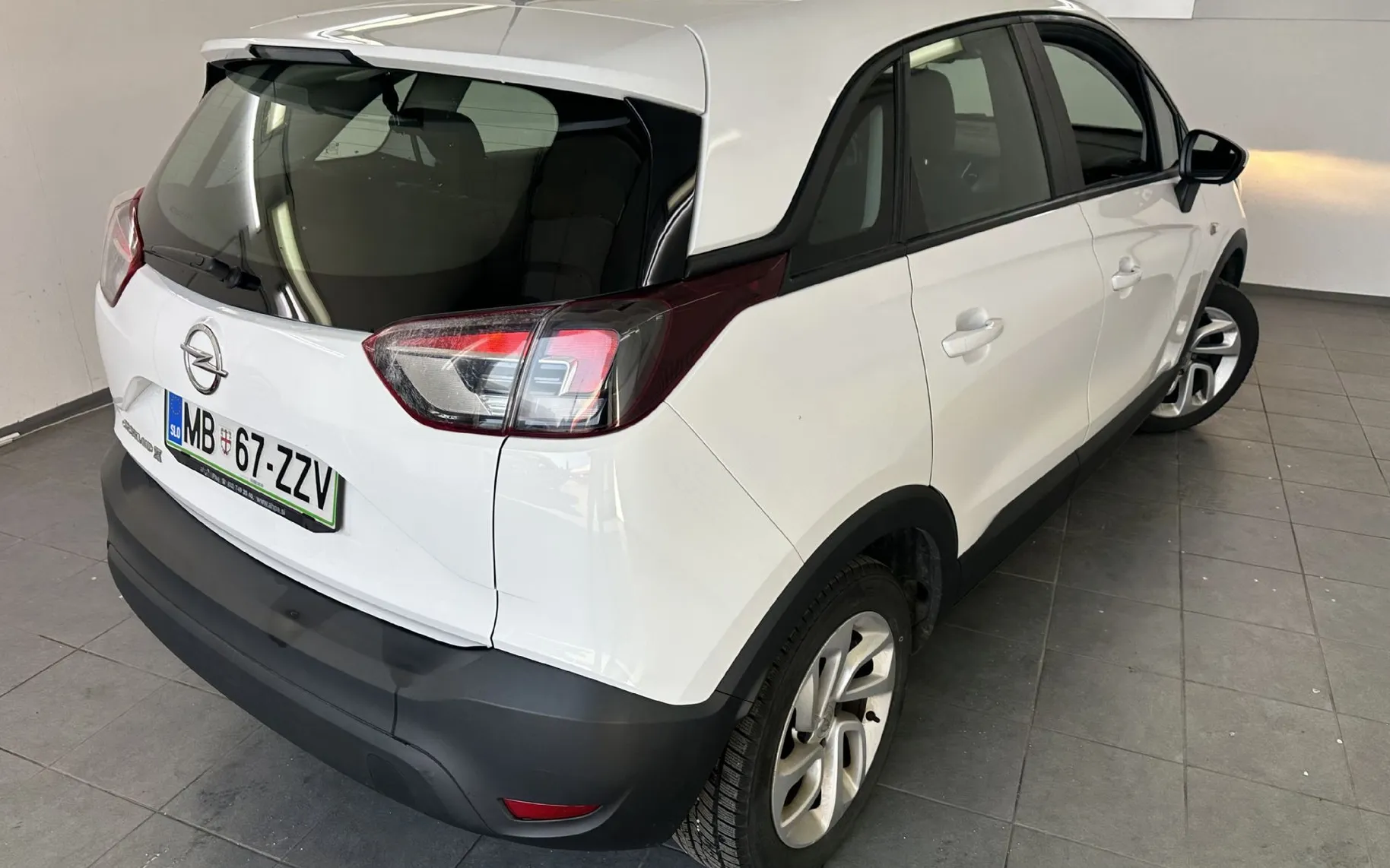 Zunanja slika - Opel Crossland X - 1.2 61KW.1 lastnik.12 mesečno jamstvo - 16