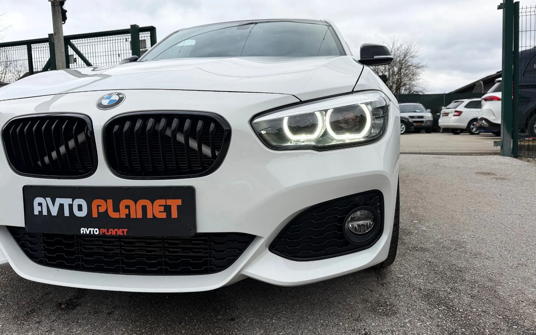Zunanja slika - BMW Serija 1 - : 118i M Sport Shadow 1.LASTNIK FULL LED NAVI ALU 18 - 10