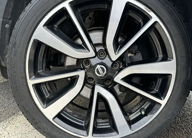 Zunanja slika - Nissan Qashqai - 1.5 DCI TEKNA - 2.LASTNIK - TOP OPREMA - 5
