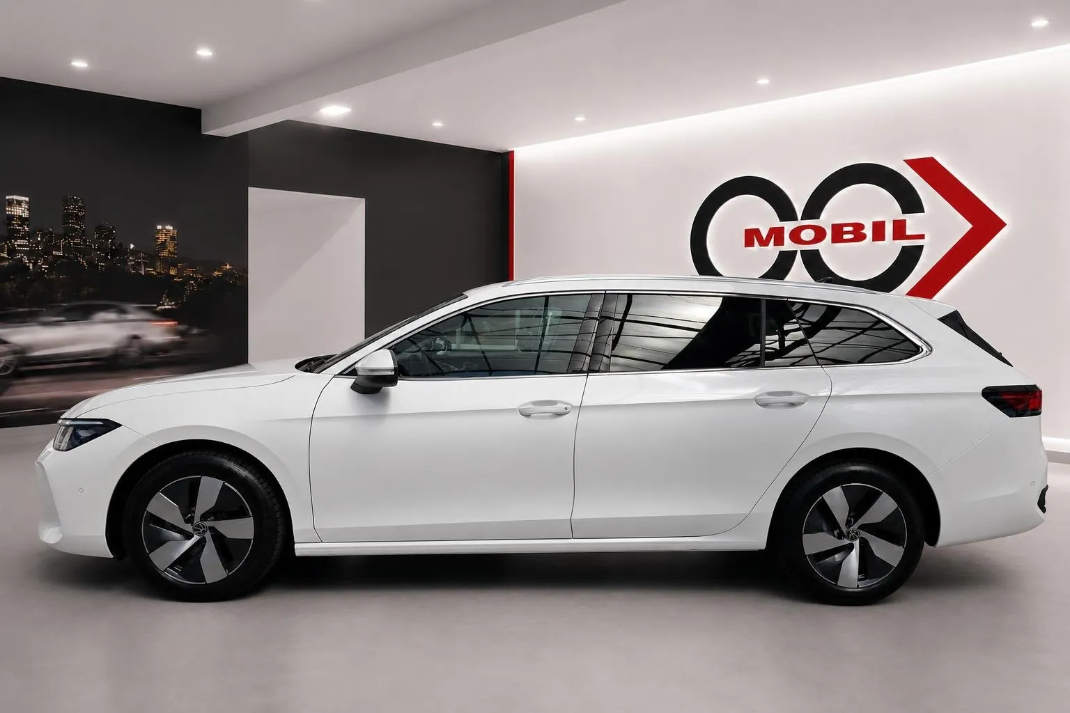 Notranja slika - Volkswagen Passat Variant - 1.5 eTSI Business DSG- LED.360kam.memory.asistence - 8